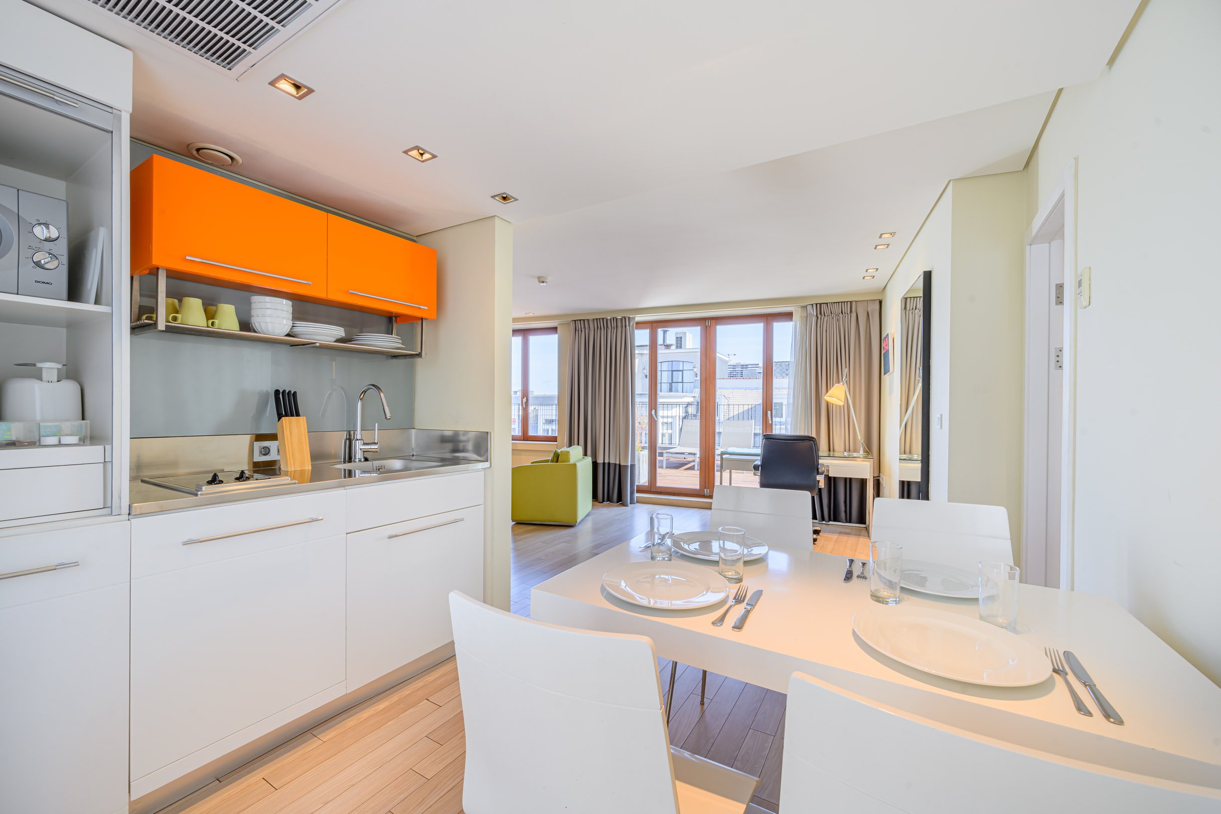 104/Grand-Place/Grand-Place (new 2019)/BAparthotels_Grand_Place_Penthouse_Kitchen_1_LD.jpg